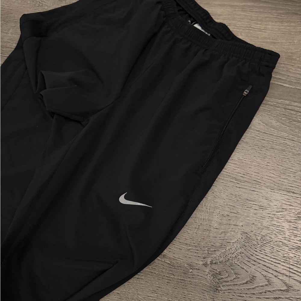 Nike Black Sports Trousers - Picture 4 of 6
